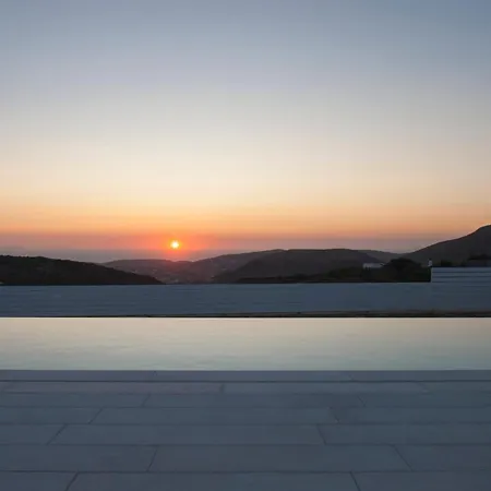Sun Horizon Villa